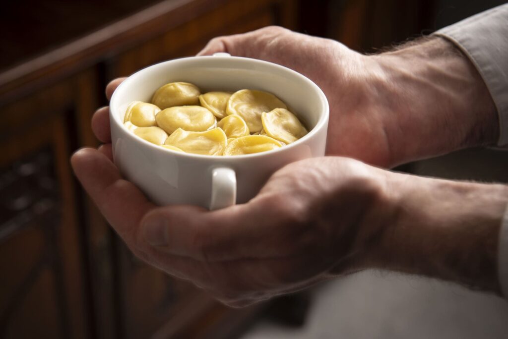 piatto di anolini al ristorante la veranda delle terme di monticelli